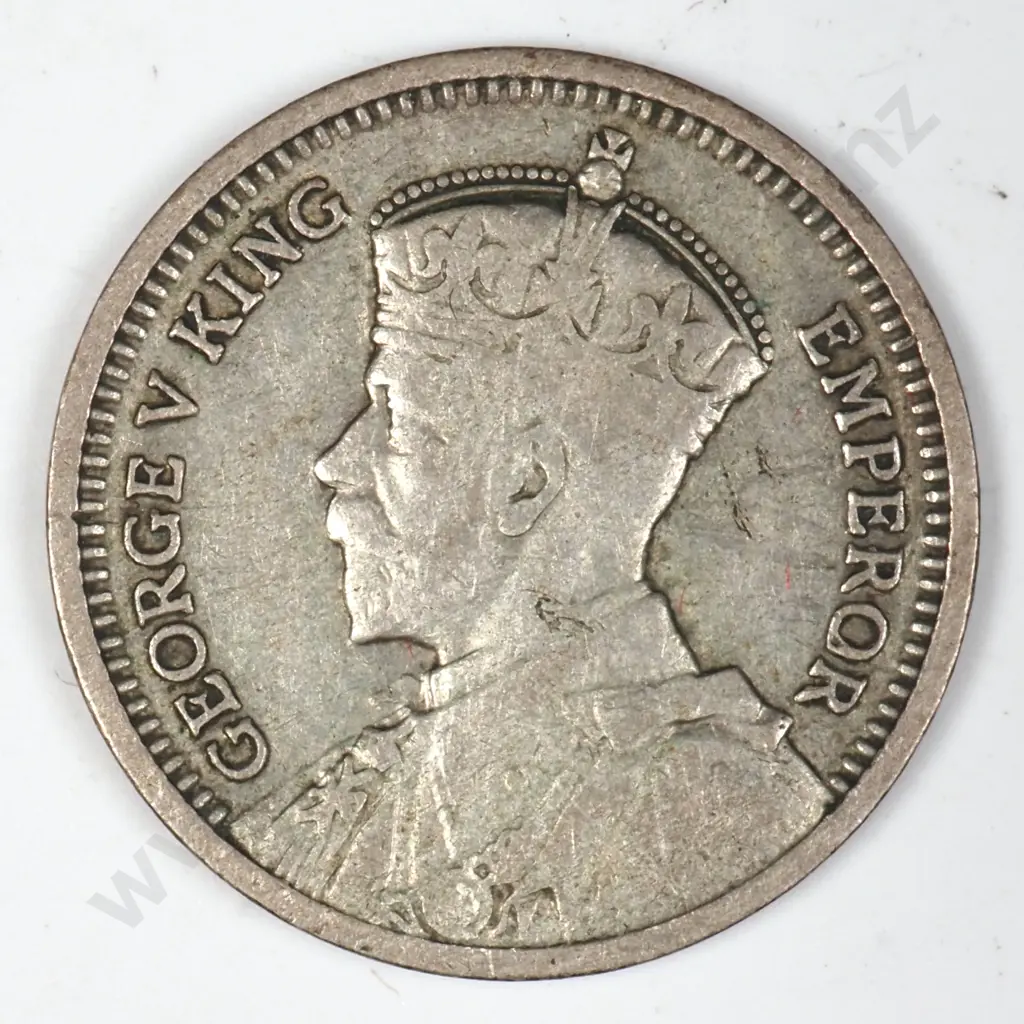 1935 New Zealand Threepence  Image 1++