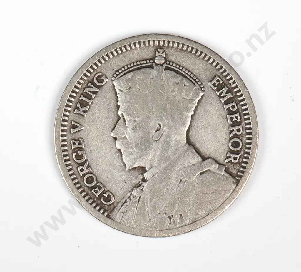 1935 New Zealand Threepence - F Image 1++