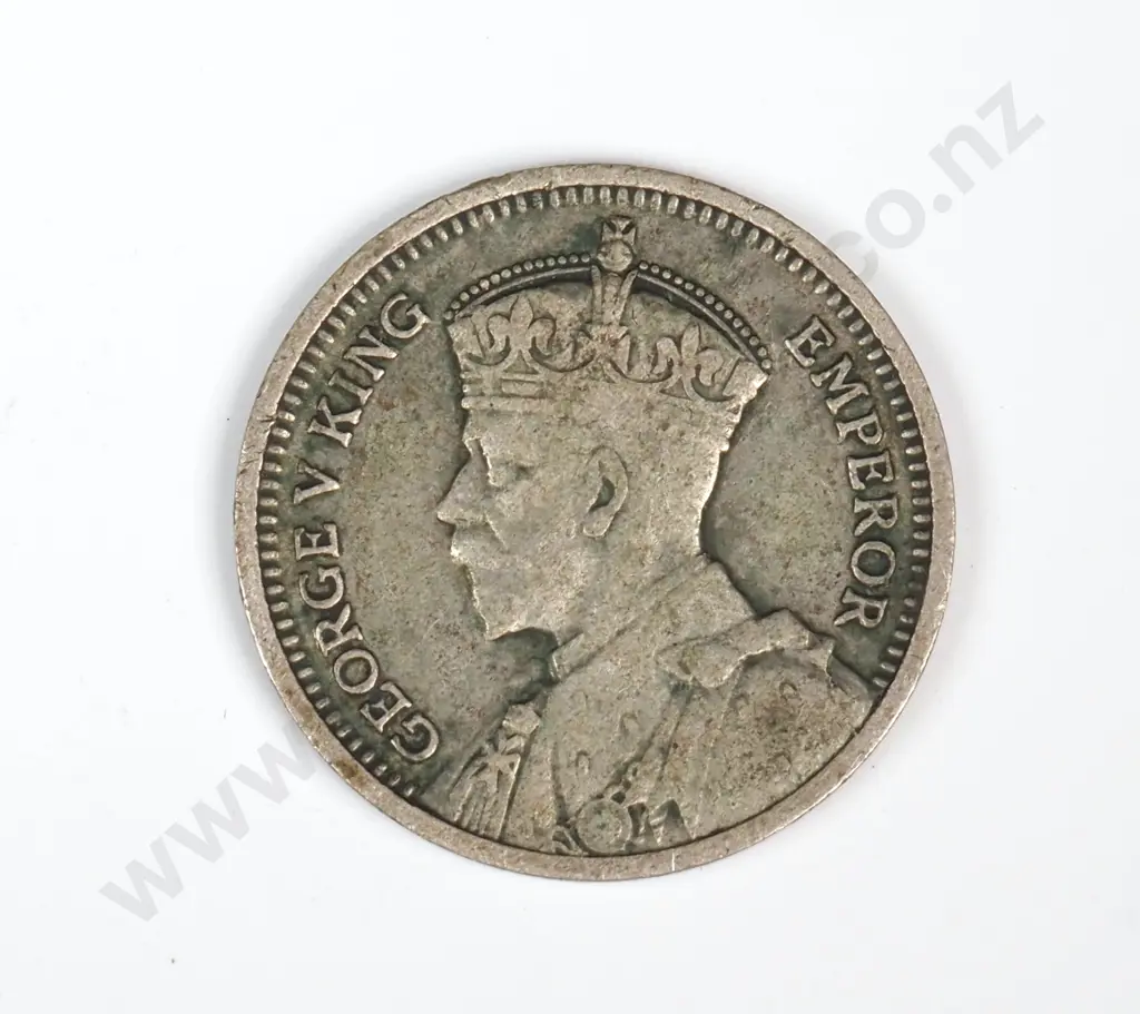 1935 New Zealand Threepence - Average Image 1++