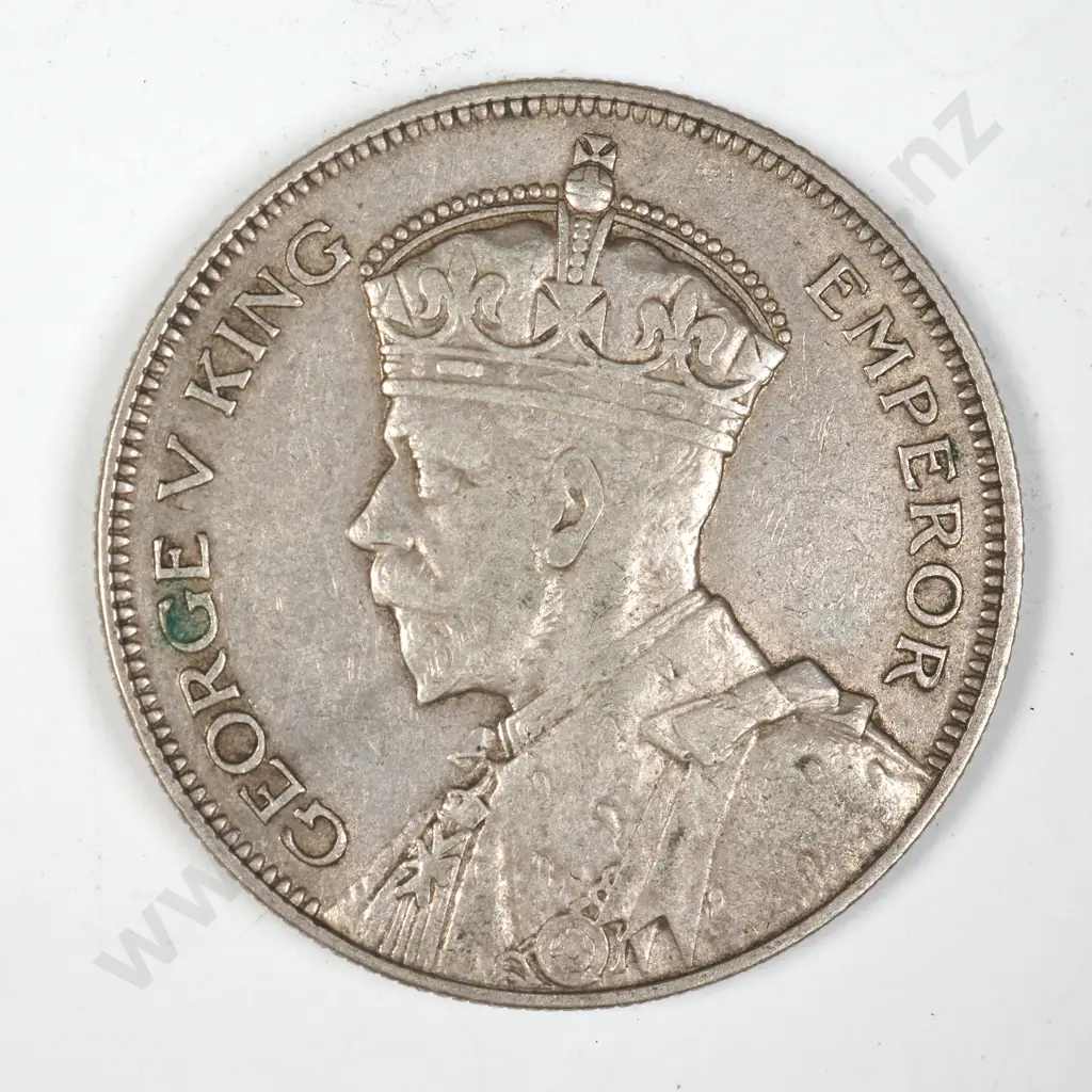 1935 New Zealand Half Crown - Better Grade Image 1++