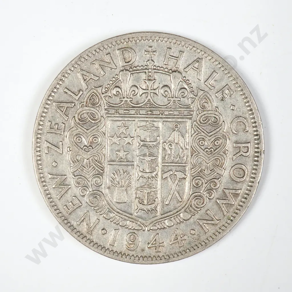 1944 New Zealand Half Crown - Better Grade Image 1++