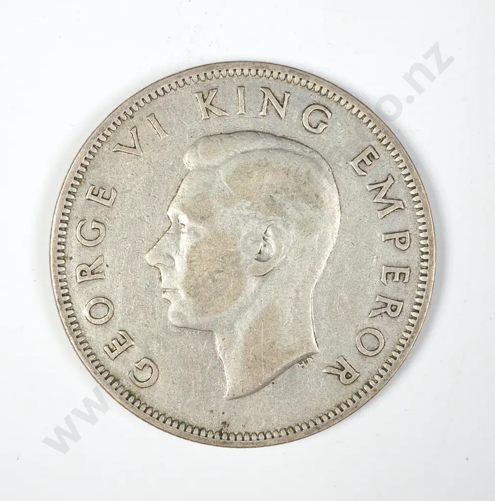 1944 New Zealand Half Crown - Better Grade Image 1++
