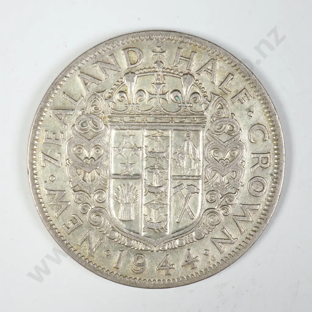 1944 New Zealand Half Crown - Better Grade Image 1++