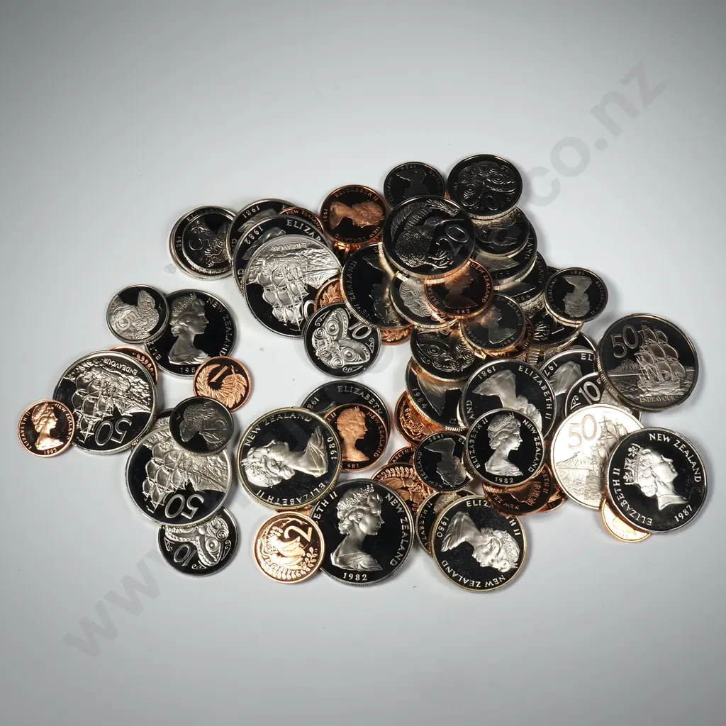 Assorted Lot of Proof New Zealand Coinage Image 1++