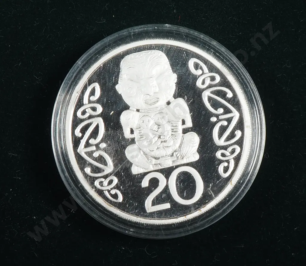 1995 New Zealand Sterling Silver Piedmont 20 Cent Coin - 28.25 Grams Image 1++