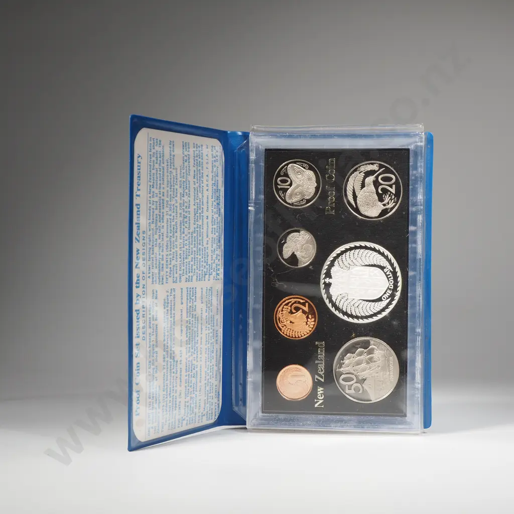 1979 New Zealand Proof Coin Set w Sterling Silver Dollar Image 1++