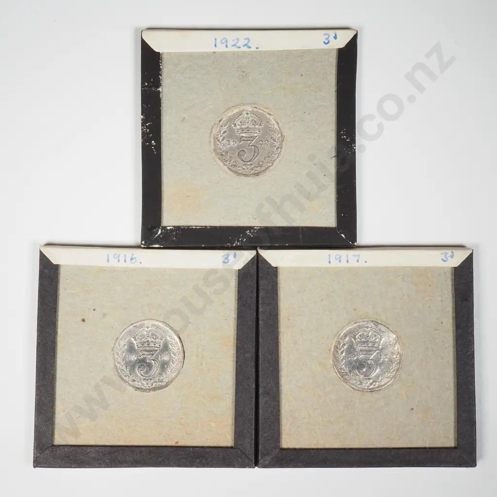 Three Cased United Kingdom Threepence Silver Coins  Image 1++