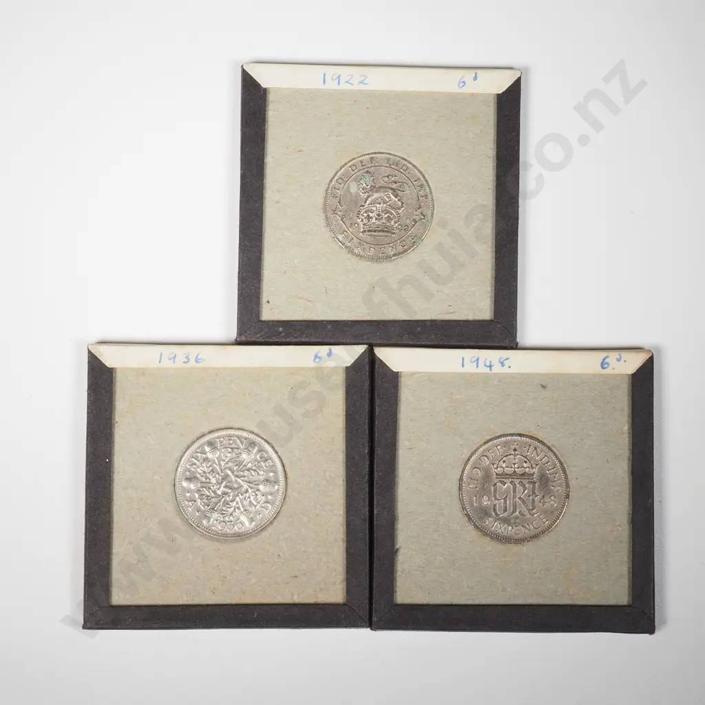 Two Cased United Kingdom Silver Coins  Image 1++