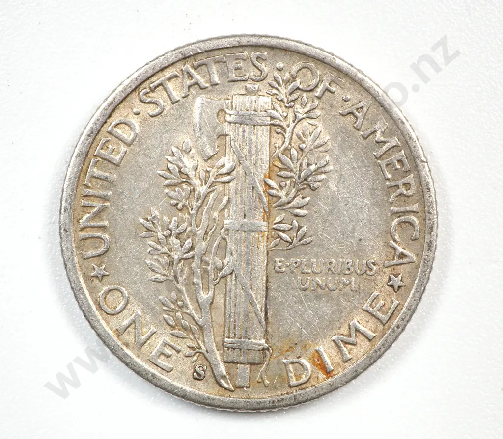 Assorted Older American Mercury Dimes  Image 1++