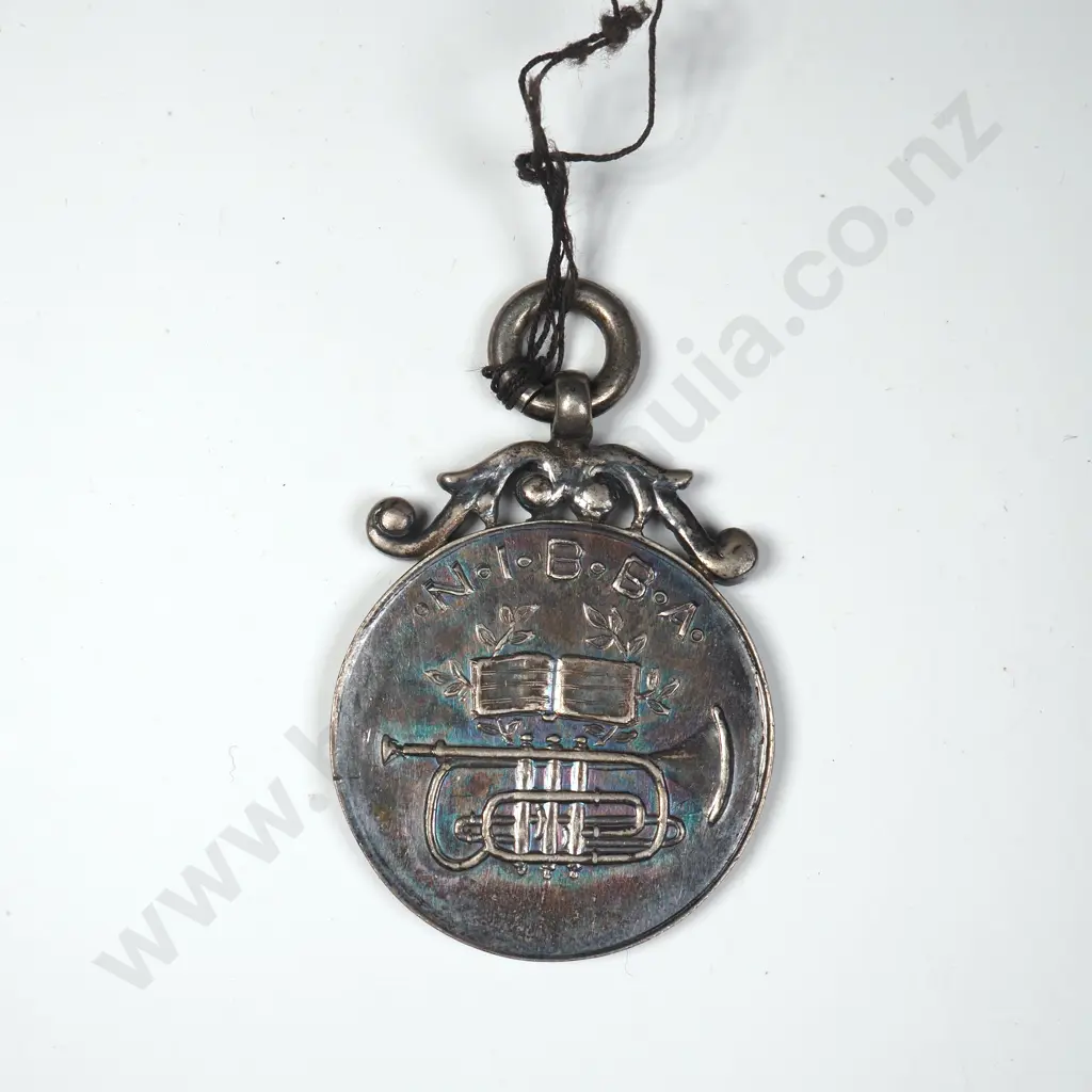 Sterling Silver 1942 A Grade Gisborne NZ Brass Band Association Prize MEdal Image 1++