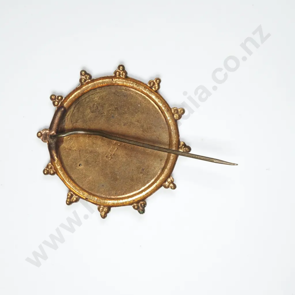 Gilt Three Castles Cigarette Pin  Image 1++