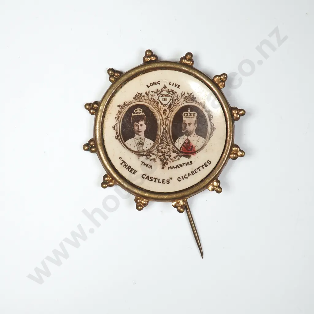 Gilt Three Castles Cigarette Pin  Image 1++