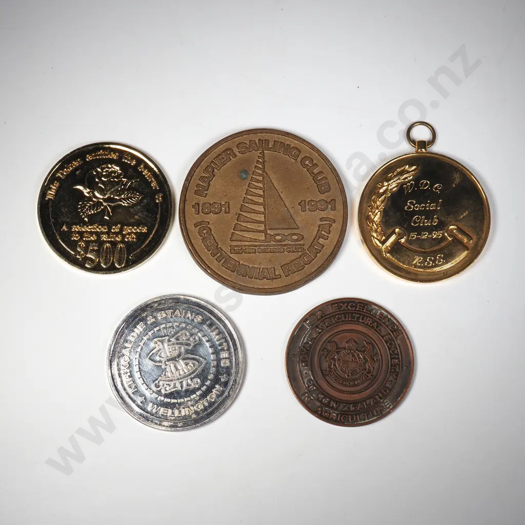 Modern New Zealand Prize Medals  Image 1++