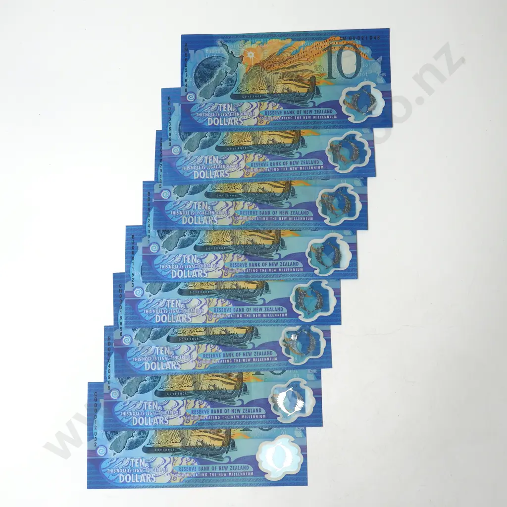 8 New Zealand Ten Dollar Millennium Banknotes - Better Grades Image 1++