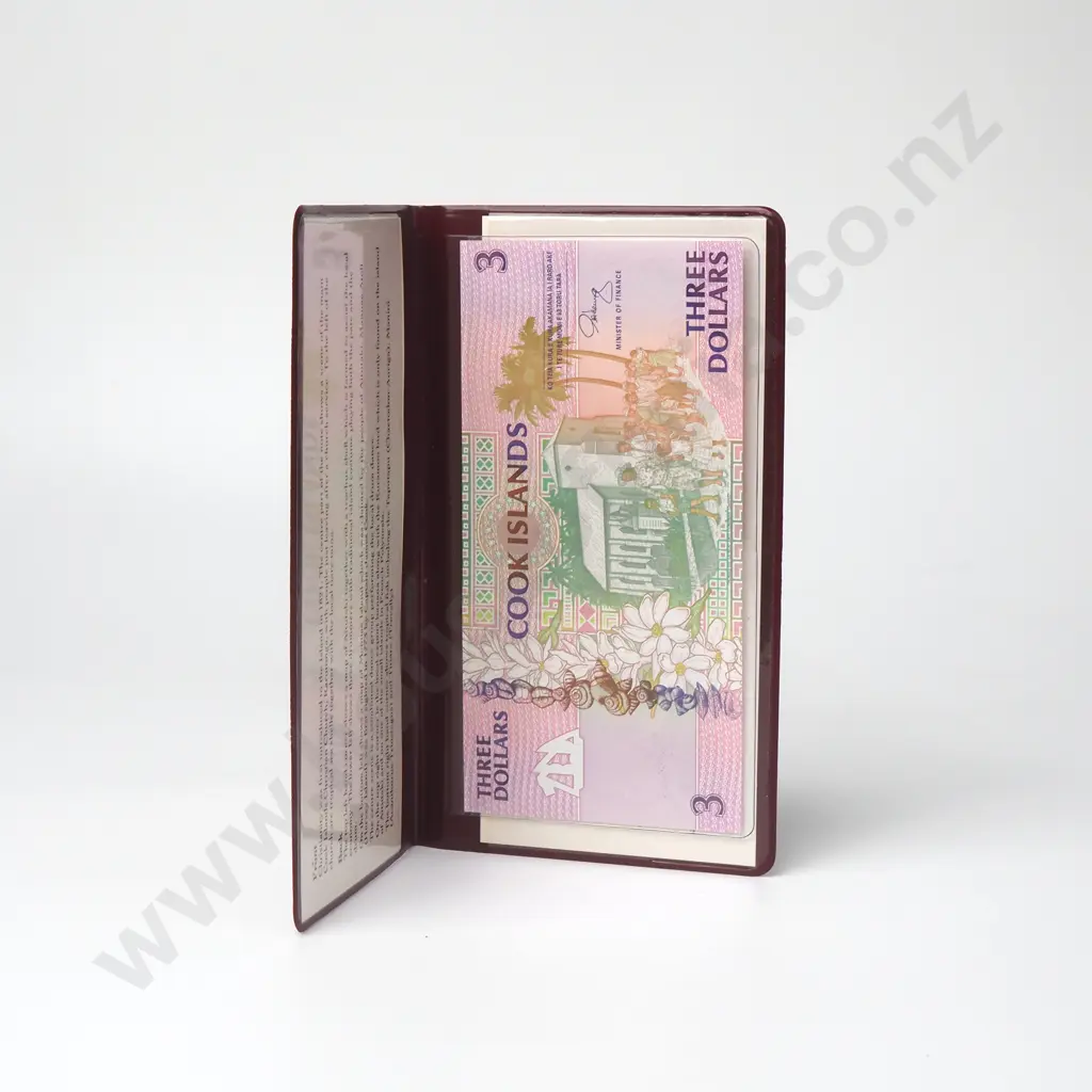 1992 Cook Island Three Dollar Banknote Set Image 1++