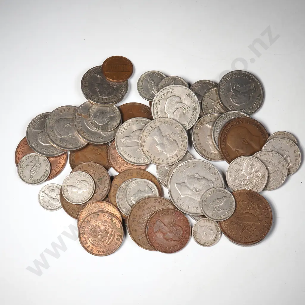 Collection of Mainly NZ Decimal & Pre Decimal Coins Image 1++