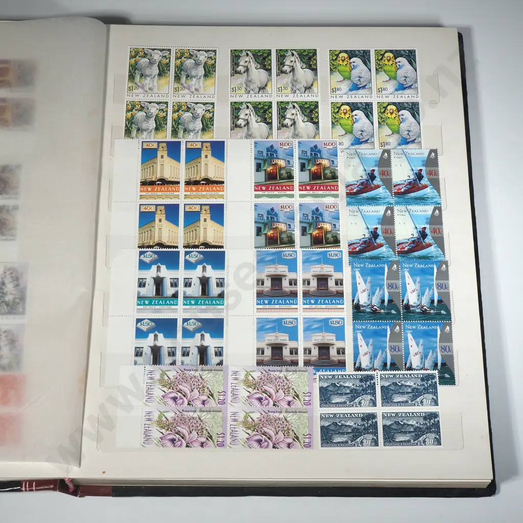 Collectors Stamp Album w New Zealand 20th Century Stamps incl Several Plate Blocks  Image 1++