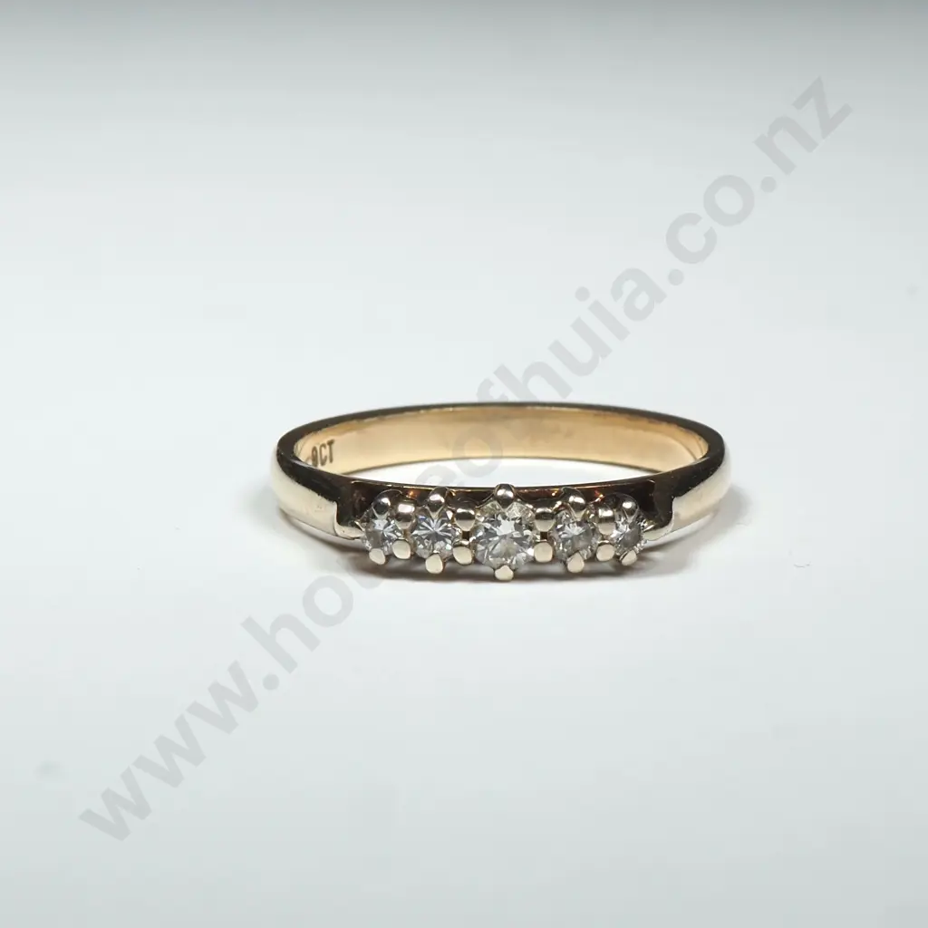 Vintage 9ct Gold White Stone Ring Image 1++