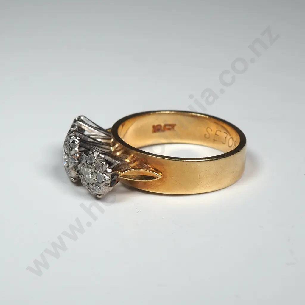 Vintage 18ct Gold Three Stone Diamond Ring Image 1++
