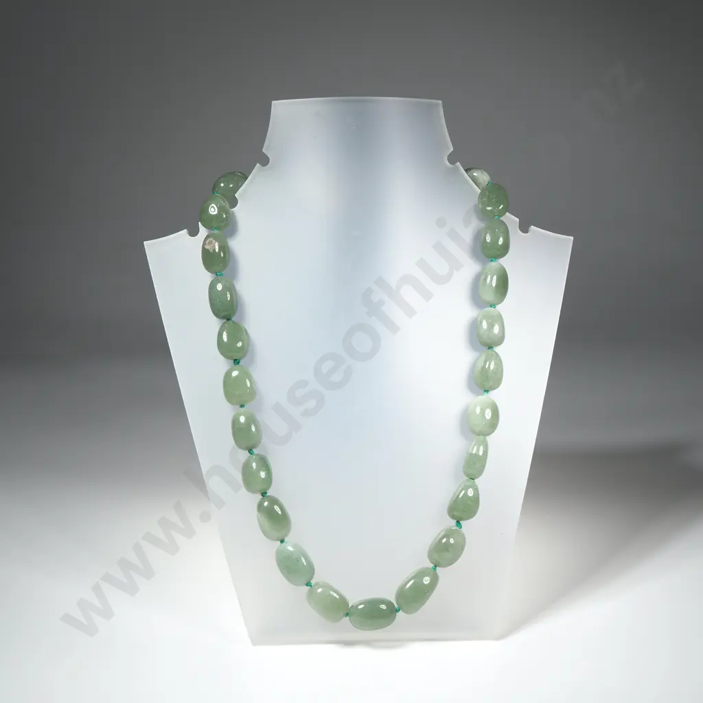 Beaded Jade Necklace Image 1++