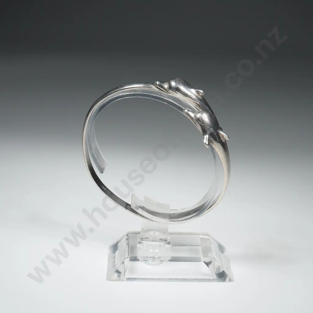 Sterling Silver Dolphin Bracelet Image 1++