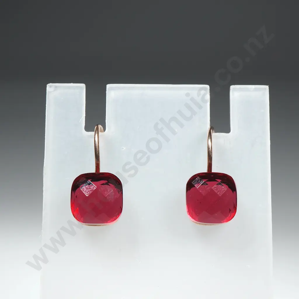 9ct Gold & Red Stone Earrings Image 1++