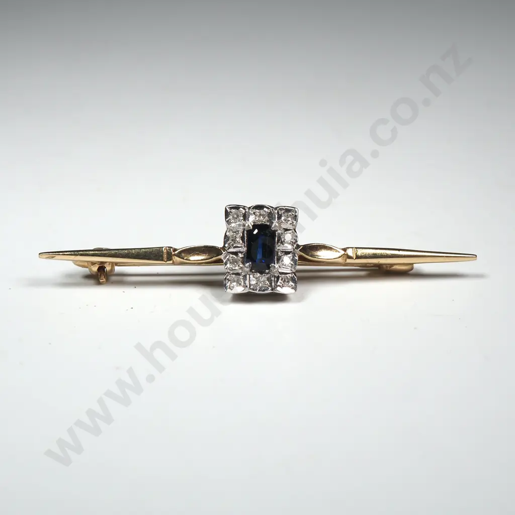 9ct Gold Blue & White Stone Brooch Image 1++
