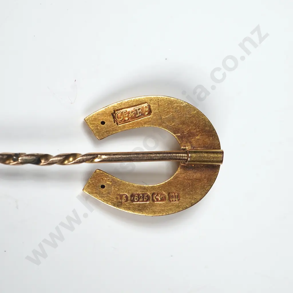 15ct Gold Horseshoe Tie Pin Good Luck w English Hallmarks Image 1++