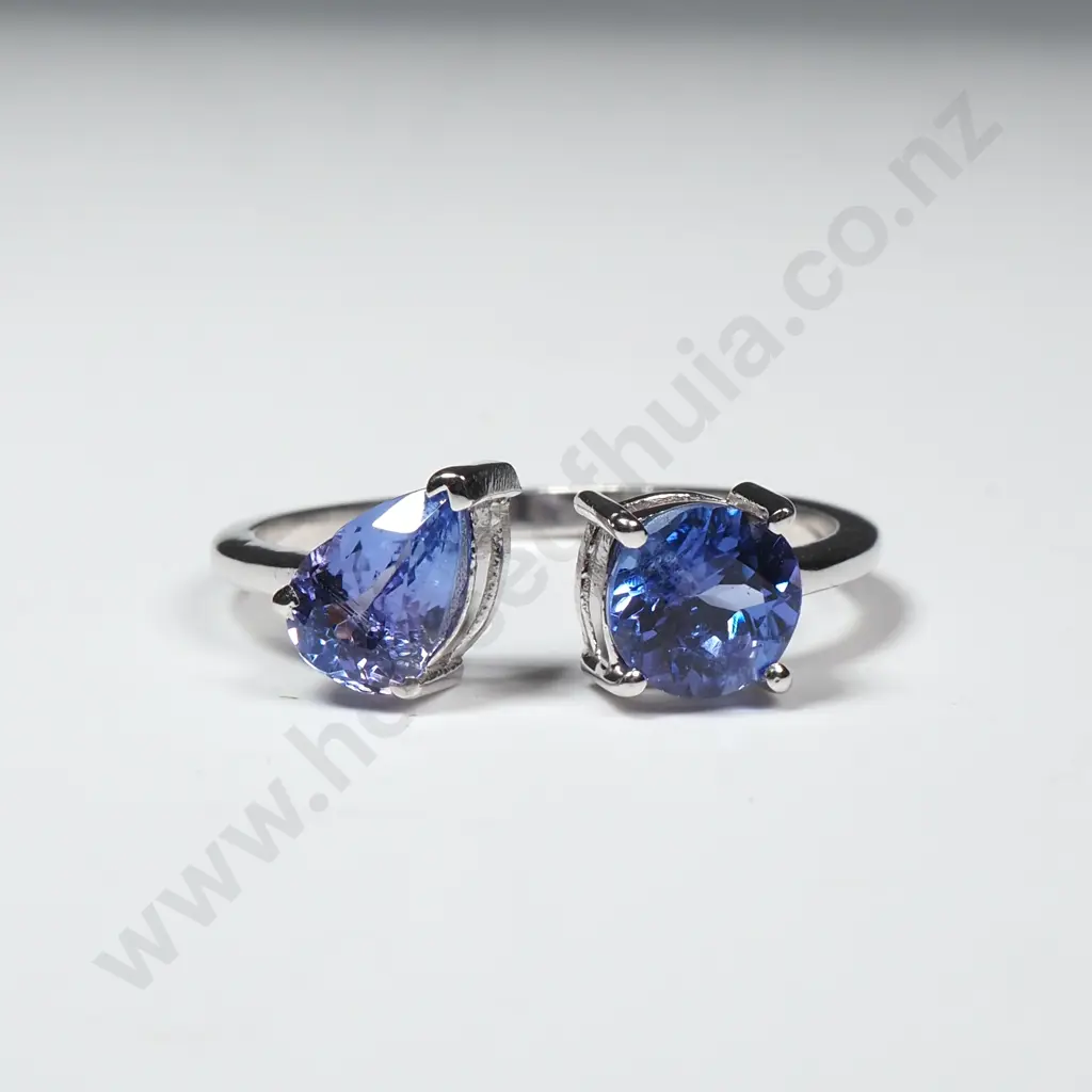 Sterling Silver Tanzanite Ring Image 1++