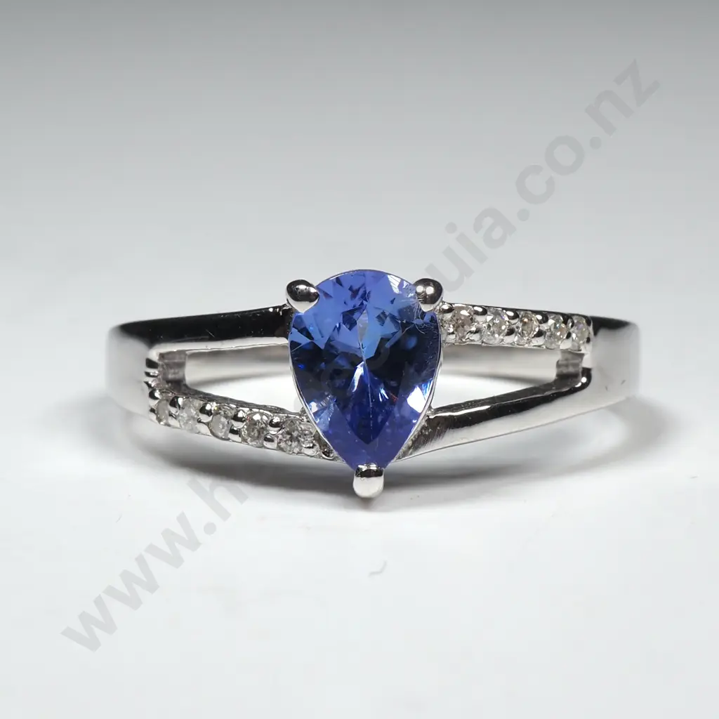 Sterling Silver Diamond & Tanzanite Ring Image 1++