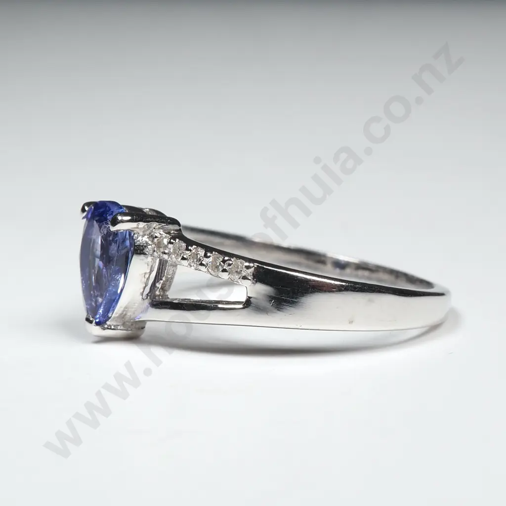Sterling Silver Diamond & Tanzanite Ring Image 1++