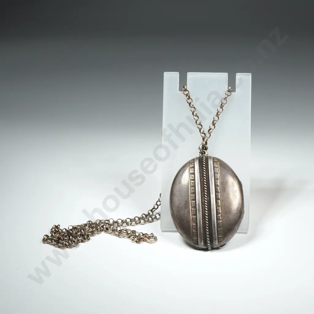 Antique Sterling Silver Locket With Long Sterling Silver Chain Image 1++