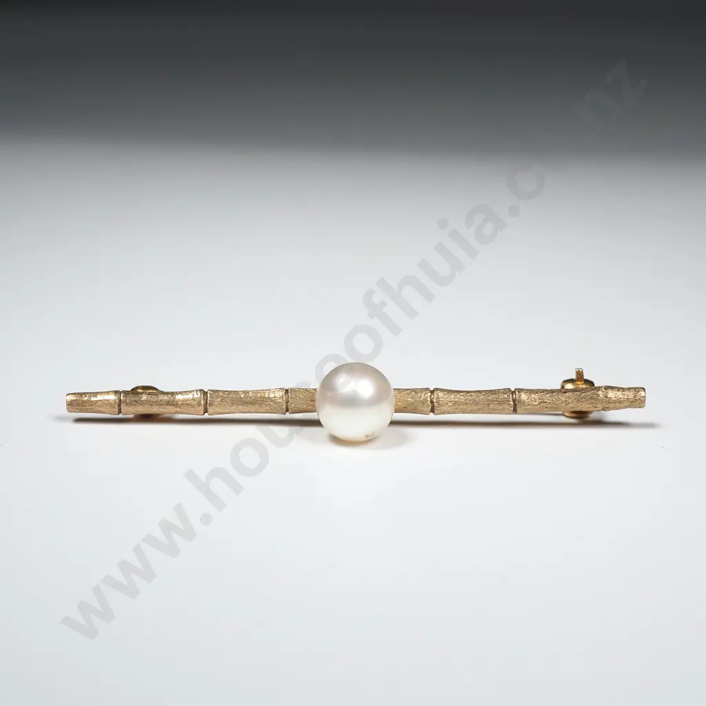 Vintage Bamboo 9ct Gold & Pearl Brooch Image 1++
