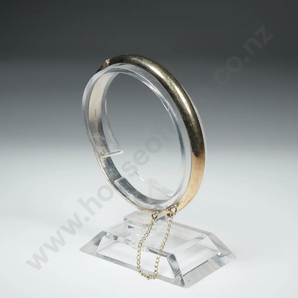 Modern 9ct Gold Silver Lined Snap Bangle Image 1++