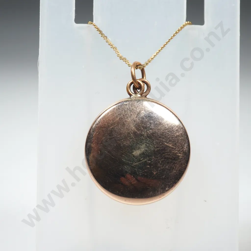 Vintage 9ct Gold Chain & Locket Image 1++