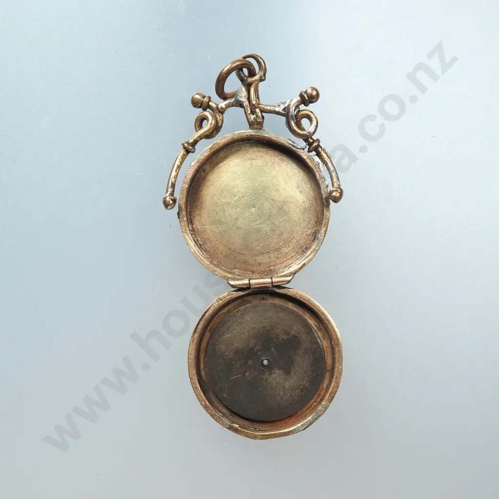 Antique Rolled Gold Locket Pendant A/F Image 1++