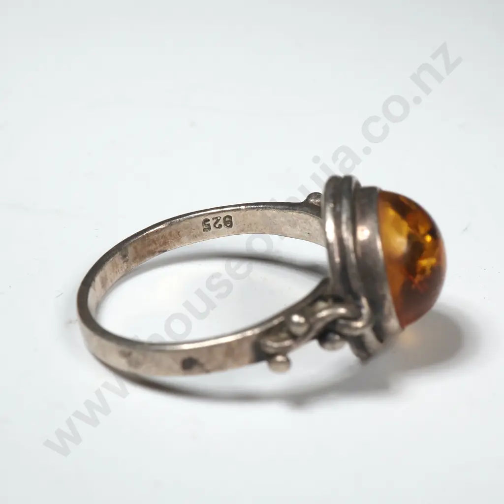 Vintage Sterling Silver And Amber Ring Image 1++