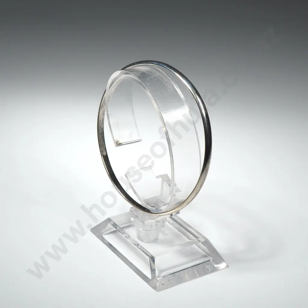 Modern Sterling Silver Bangle Image 1++