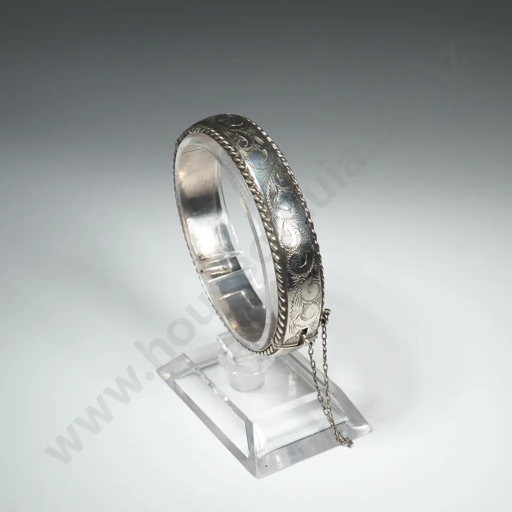 Vintage Sterling Silver Snap Bangle Image 1++