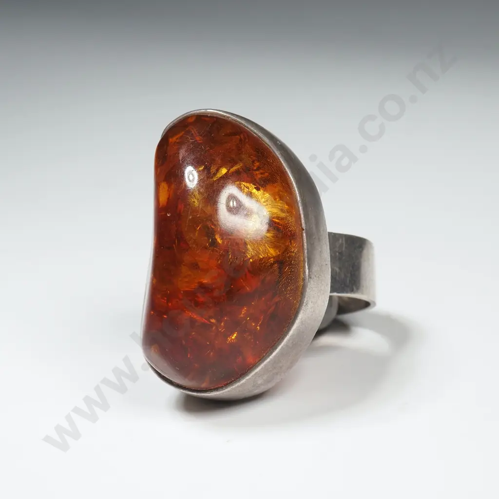 Vintage Sterling Silver And Amber Ring Image 1++