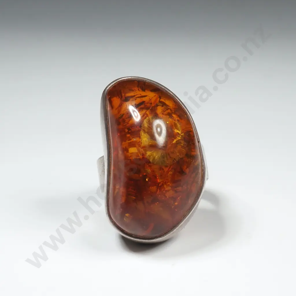 Vintage Sterling Silver And Amber Ring Image 1++