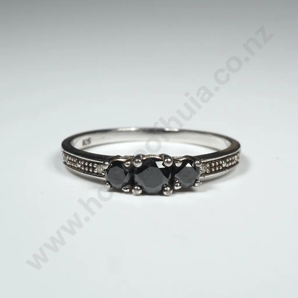 Modern Sterling Silver And Sapphire Ring Image 1++