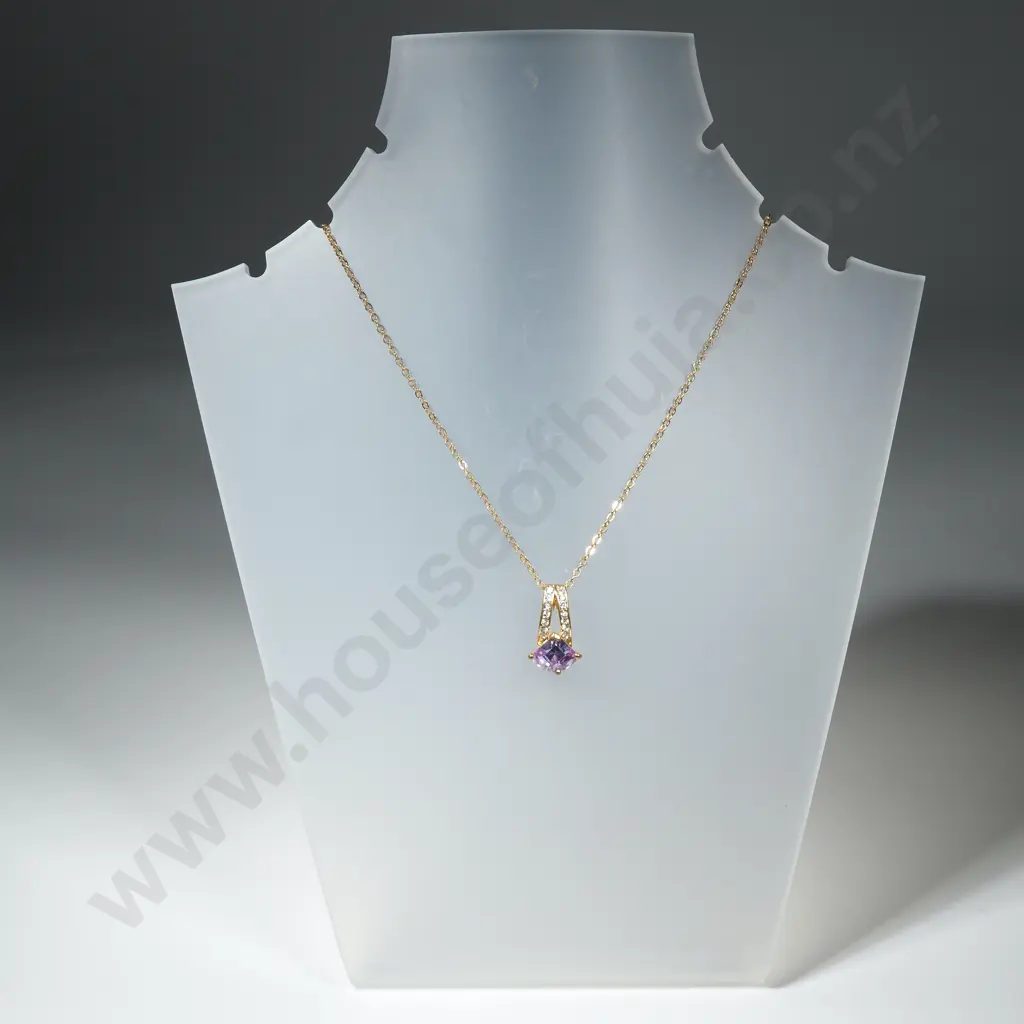 Gold Tone Diamond/Amethyst Gem Style Crystal Pendant w Gold Tone Chain. Image 1++
