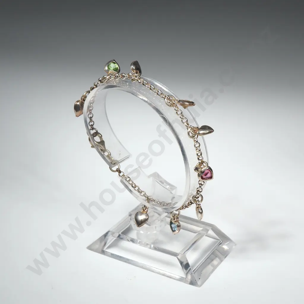 Modern Sterling Silver Heart Charm Bracelet Image 1++