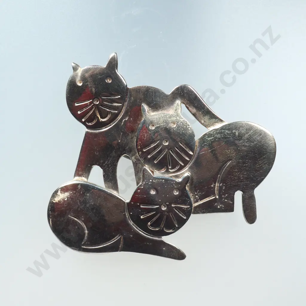 Sterling Silver Cat Brooch Image 1++