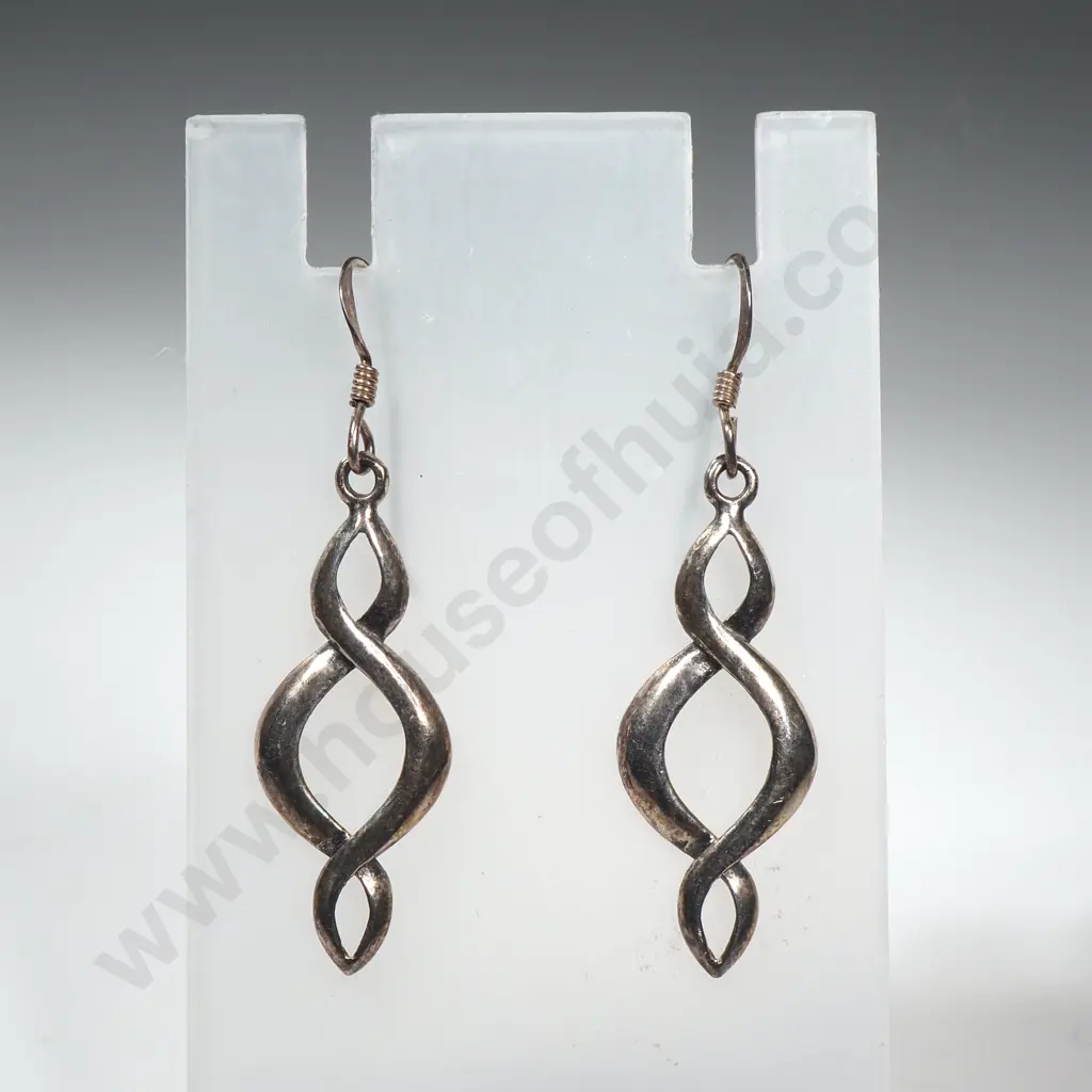 Modern Sterling Silver Twist Earrings Image 1++