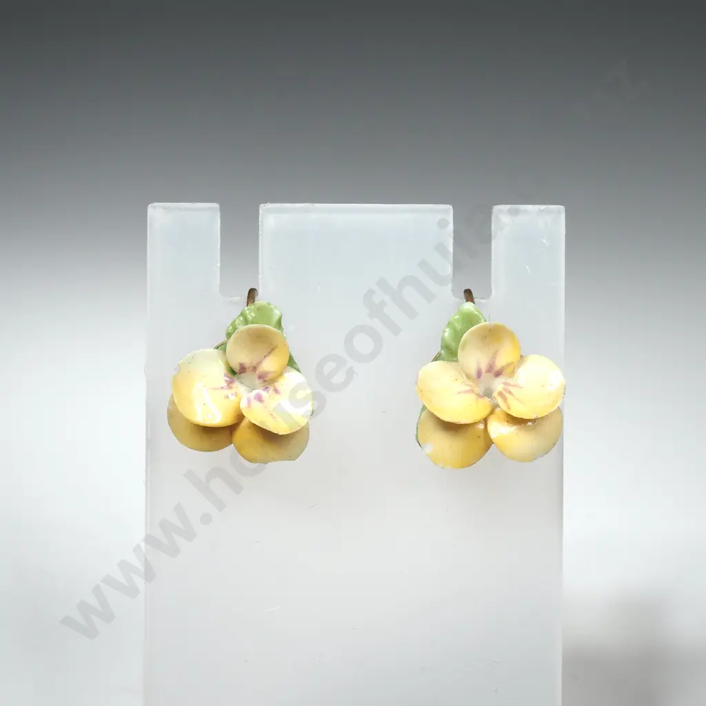 Costume Flower Earrings Image 1++