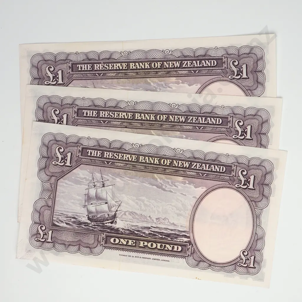 FLEMING CONSEC TRIO 1 POUND BANKNOTES ND(1956-67) P.159d Almost UNCIRCULATED CCV$390 Image 1++