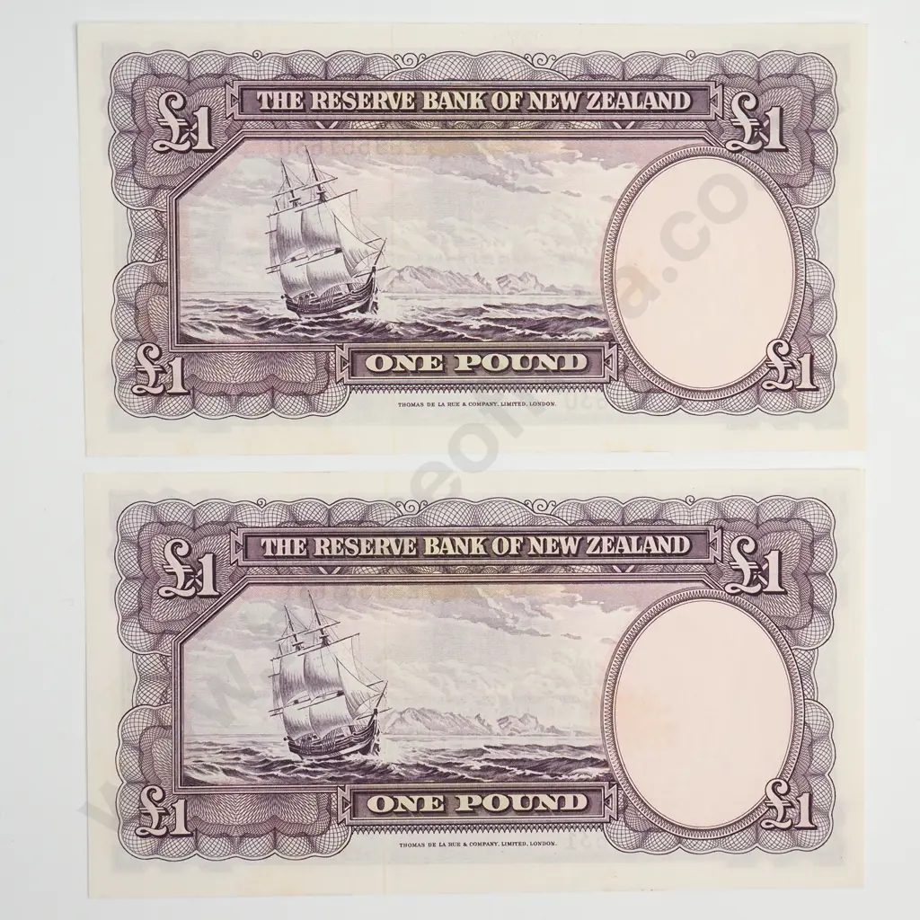 CONSEC PAIR 1 POUND NOTES, FLEMING SIGNATURE, PREFIXES 299, UNCIRCULATED Image 1++