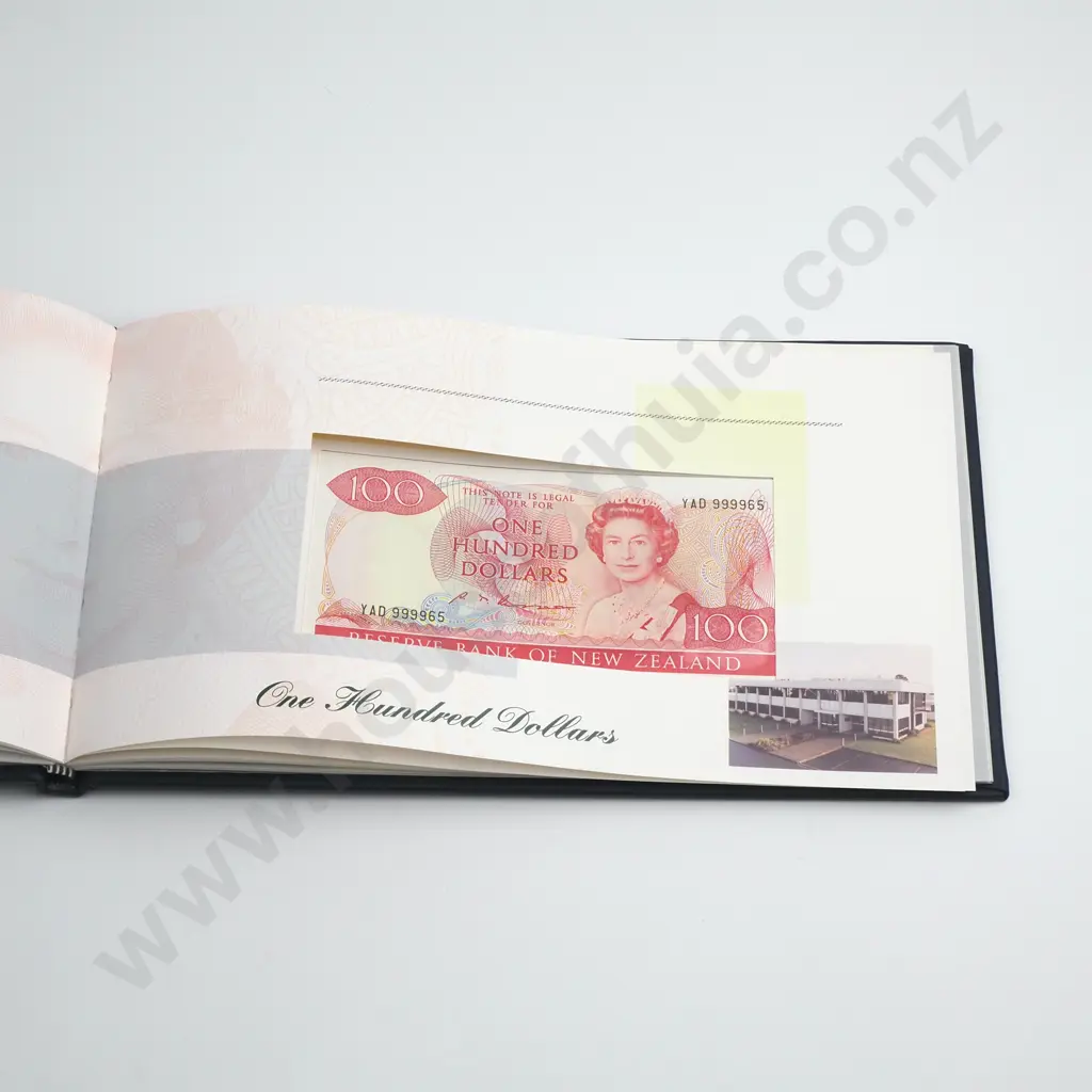 New Zealand "A Note Worthy Collection" Banknote Presentation Album incl Two Sets of $5/$10/$20/$50/$100 Image 1++